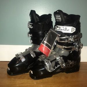 Dalbello super comfort ski boots size 8